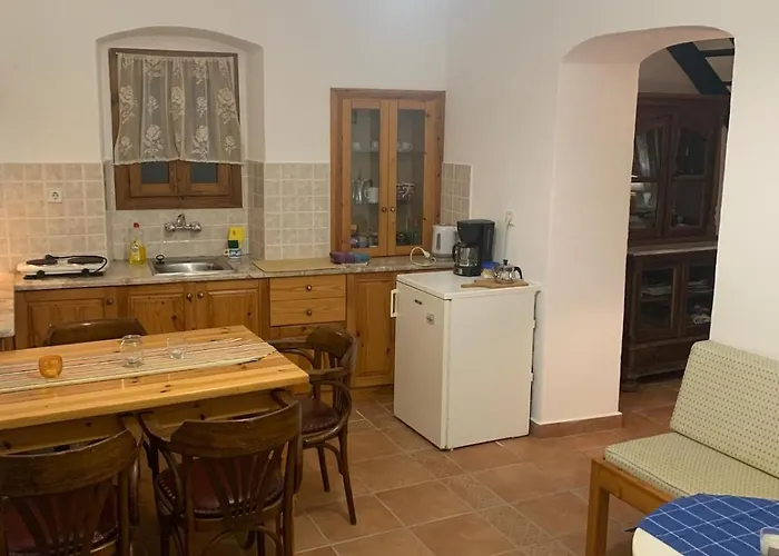 Old Town Traditional House Kos-stad